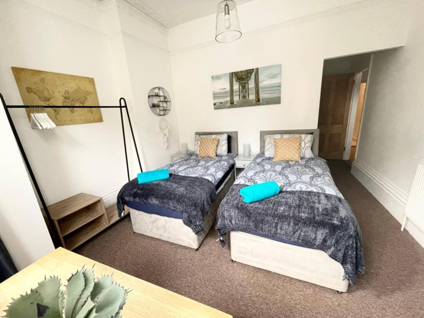 Family Friendly Flat Just Minutes From The Beach! Portsmouth Exteriér fotografie